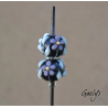 Perles Lampwork à fleurs - duo de perles rondelle 4 fleurs  - fond noir / fleurs violet, ivoire et rose / feuillage