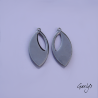 Paire de charm cuivre émaillé pour boucles d'oreille - fond  vert, rose - fleurs bleu ciel, - asymétriques