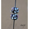 Perles Lampwork à fleurs - duo de perles rondelle 4 fleurs  - fond noir / fleurs violet, ivoire et rose / feuillage
