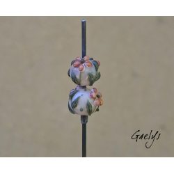 Perles Lampwork à fleurs - duo de perles rondes - fleurs  - fond rose nude / fleurs sun set, vert olive