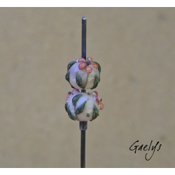 Perles Lampwork à fleurs - duo de perles rondes - fleurs  - fond rose nude / fleurs sun set, vert olive