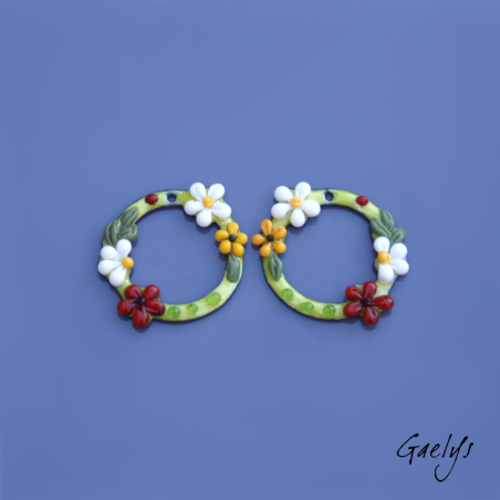 Paire de charm cuivre émaillé pour boucles d'oreille - fond vert / blanc / rouge / jaune / olive - Couronne