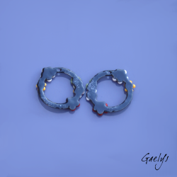 Paire de charm cuivre émaillé pour boucles d'oreille - fond vert / blanc / rouge / jaune / olive - Couronne