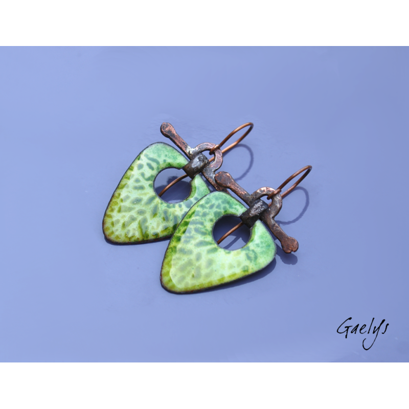 Cendrade - boucles oreilles cuivre emaillé - Motif végétal - montage Brute sur cuivre et étain melangé