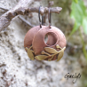 Paix - boucles oreilles cuivre et laiton - charms en cuivre avec des branches d'olivier soudées