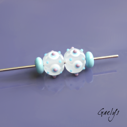 Small "Frosted" Lampwork Beads – round bead duo – transparent, turquoise blue, violet – frosted glass
