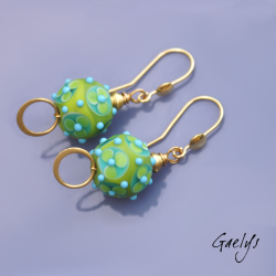 Ernest - boucles d'oreilles - perles à fleur vert / turquoise - Katerina Sojkova - montage vermeil / laiton