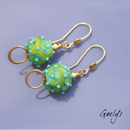 Ernest - boucles d'oreilles - perles à fleur vert / turquoise - Katerina Sojkova - montage vermeil / laiton