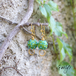 Ernest - boucles d'oreilles - perles à fleur vert / turquoise - Katerina Sojkova - montage vermeil / laiton