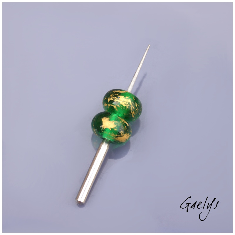 Perles Lampwork feuille d'or - duo de perles rondelles  -  vert transparent / feuille d'or