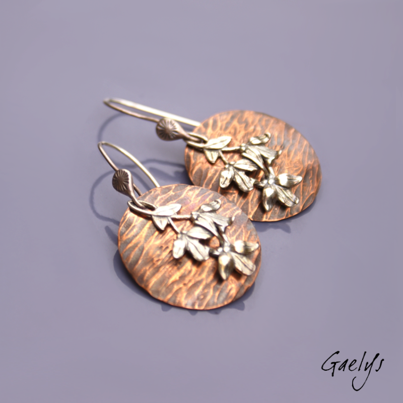 Pampre - boucles oreilles cuivre et argent - Breloques et cuivre martelé