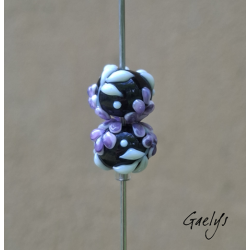 Perles Lampwork à fleurs - duo de perles rondes - fleurs  - fond noir / fleurs violette (glycine), vert d'eau