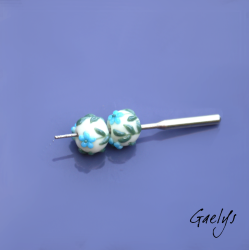 Floral Lampwork Beads – Round Bead Duo – Light Ivory / Foliage / Turquoise daisy