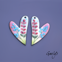 Pair of enameled copper earring charms – Heart shape; green, pink, and sky-blue background; pink and aqua-blue flowers.
