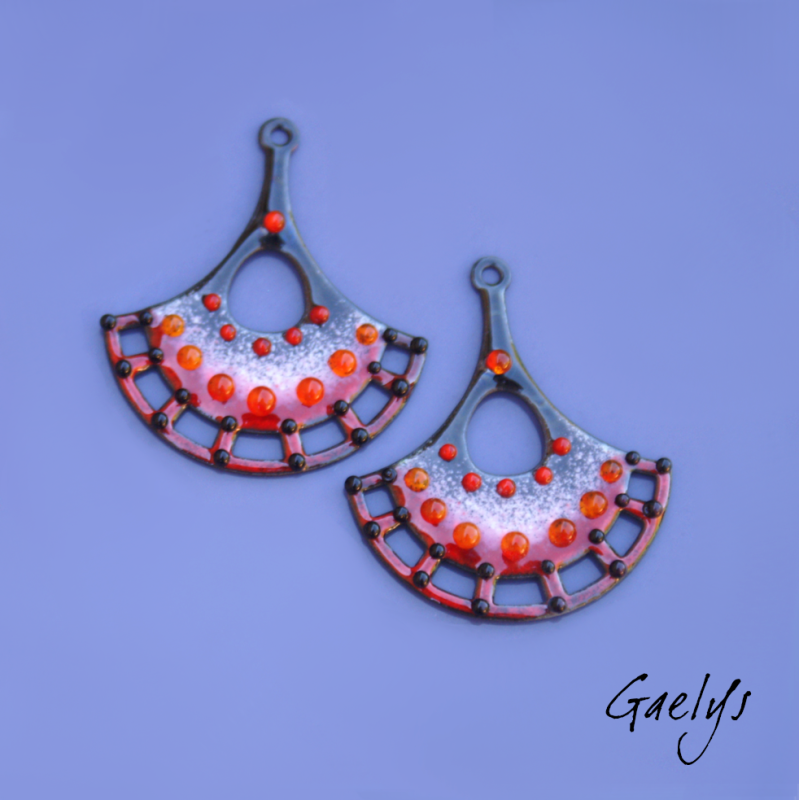 Paire de charm cuivre émaillé pour boucles d'oreille - coquelicot / noir  - jeu de point