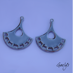 Paire de charm cuivre émaillé pour boucles d'oreille - coquelicot / noir  - jeu de point