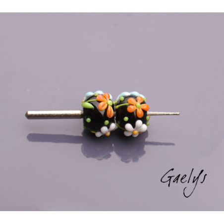 Perles Lampwork à fleurs - duo de perles rondelle 4 fleurs  - fond noir / fleurs bleues, oranges, blanches