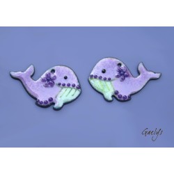 Paire de charm cuivre émaillé pour boucles d'oreille -vert / violet - baleine