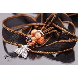 Honey queen - collier pendentif gaelys, pierre semi précieuses, lampwork et soie