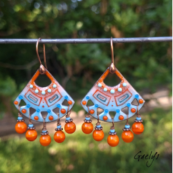 Mercy - boucles d'oreille orange /turquoise, breloques, émaux sur cuivre - Style Bohême Chic - full breloque amérindien