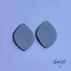 Paire de charm cuivre émaillé pour boucles d'oreille - fond bleu clair / vert doux / violet / blanc / Ciel