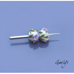 Perles Lampwork à fleurs  - fond vert d'eau / fleurs violettes / feuillage