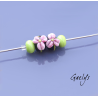 Duo de perles rondelle 1 fleur + 2 spacers vert  - fond noir / ligne verte / fleur rose frits fuschia