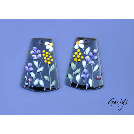 Paire de charm cuivre émaillé pour boucles d'oreille - fond noir / vert doux / olive / multicolore - champêtre - fleurettes