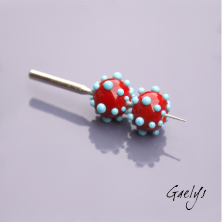 Perles Lampwork à picots oursin - duo de perles rondes avec points - rouge / bleu turquoise