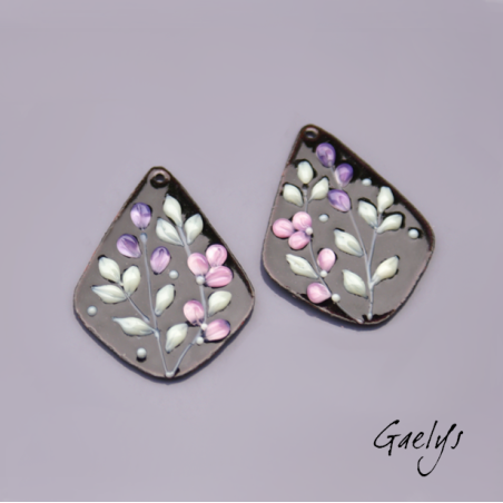 Paire de charm cuivre émaillé pour boucles d'oreille - fond noir / vert doux / violet  / rose