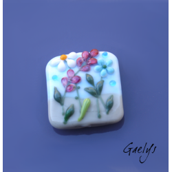 Perle lampwork carrée - bleu ciel / vert  / multicolore