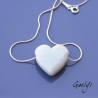 Perle Coeur fond vert doux décor champêtre