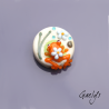 Saly - petite grenouille orange sur perle ivoire - fleurettes - Animaux de verre