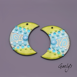 Pair of enameled copper charm earrings - ice blue / green / aqua / gold - half moon - murine