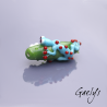 Pilou - Salamandre bleue turquoise sur perle vert pomme - fleurettes - Animaux de verre