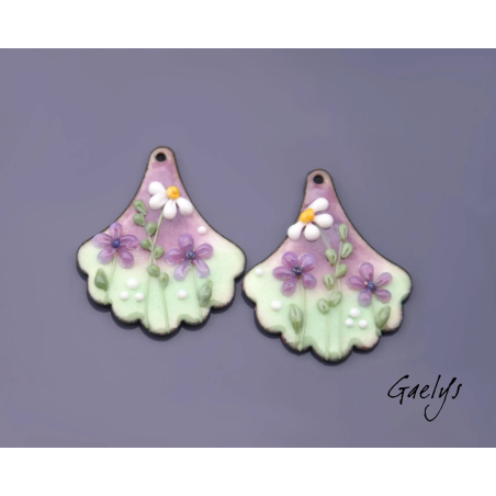 Paire de charm cuivre émaillé pour boucles d'oreille -  vert / violet/ blanc / jaune - éventail en corolle
