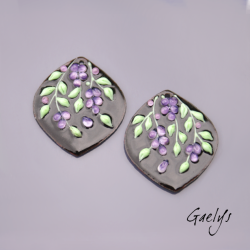 Paire de charm cuivre émaillé pour boucles d'oreille - fond noir / vert doux / violet