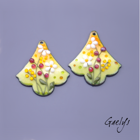 Paire de charm cuivre émaillé pour boucles d'oreille - fond jaune / vert / blanc / pourpre