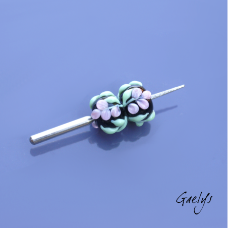 Lampwork Flower Beads - Duo of Round Beads - Flowers - Black Background / Pink Flowers (Wisteria Style), Pale Green Foliage