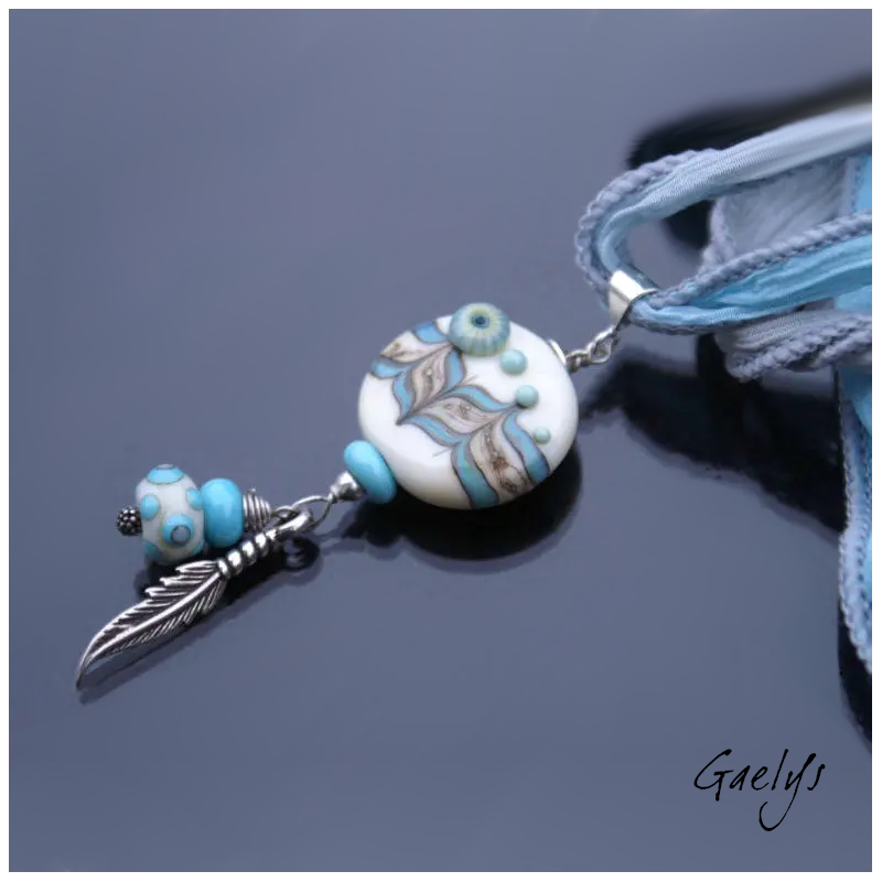 Cheval dansant - pendentif  lampwork inspiration indienne - argent