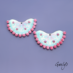 Paire de charm cuivre émaillé pour boucles d'oreille - fond bleu menthe / rose fushia - dentelle et perlé