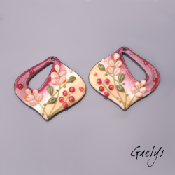Pair of enameled copper charm earrings - coral (peach) background / Purple