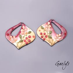 Pair of enameled copper charm earrings - coral (peach) background / Purple
