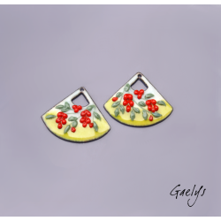 Pair of enameled copper charm earrings - sky blue and green background / olive leaf red grape