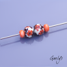 Perles Lampwork à fleurs - duo de perles ronde + spacer  -  ivoir / feuillage noir / fleurette rouge et orange