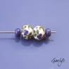Perles Lampwork à fleurs - duo de perles ronde + spacer  -  ivoir / feuillage vert / fleurette violette