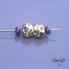Perles Lampwork à fleurs - duo de perles ronde + spacer  -  ivoir / feuillage vert / fleurette violette