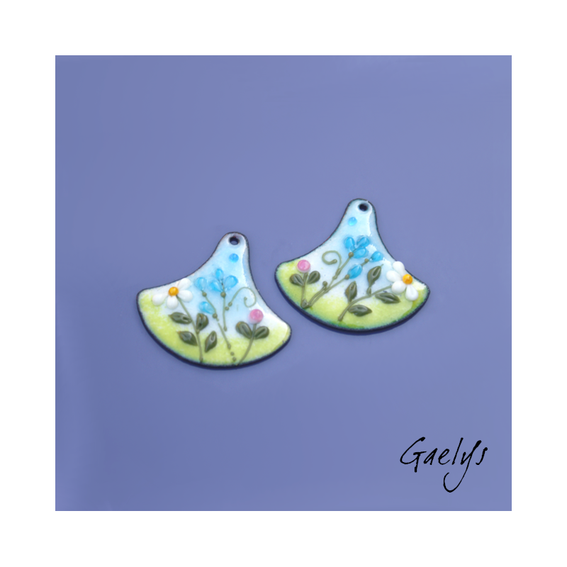 Pair of enameled copper charm earrings - blue-green background - foliage, blue flowers, rose, daisy
