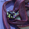 Sybile - Plum salamander on anise green pearl - flowers - Glass animals - Silk Ribbon