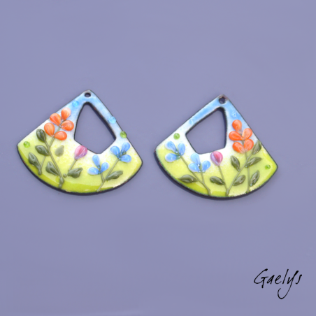 Paire de charm cuivre émaillé pour boucles d'oreille - fond  vert, bleu - fleurs bleues, oranges, tulipe rose